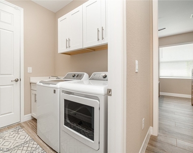 15278 Blue Bay Circle - Photo Thumbnail 16