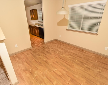 21519 S Werrington Way - Photo Thumbnail 9