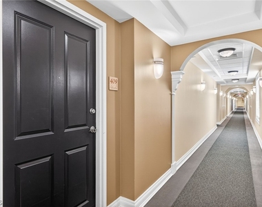 2825 Palm Beach Boulevard - Photo Thumbnail 2