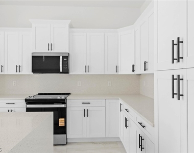 760 Festival Avenue S - Photo Thumbnail 25