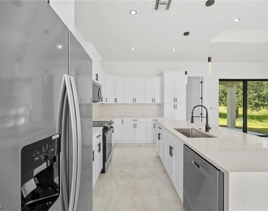 760 Festival Avenue S - Photo Thumbnail 26