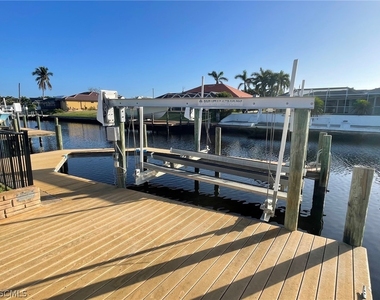 5029 Sw 11th Place - Photo Thumbnail 21