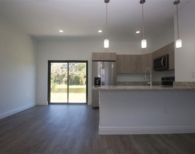 8004 Spice Court - Photo Thumbnail 5