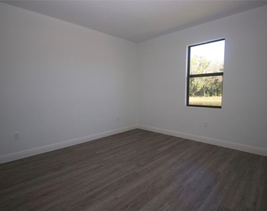 8004 Spice Court - Photo Thumbnail 20