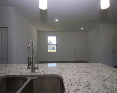 8004 Spice Court - Photo Thumbnail 13