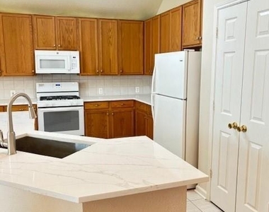 20715 Louetta Oak Drive - Photo Thumbnail 17