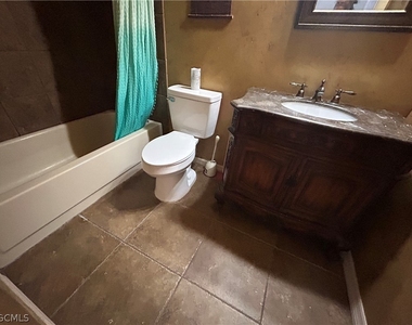 6494 Royal Woods Drive - Photo Thumbnail 13