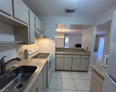 6494 Royal Woods Drive - Photo Thumbnail 4