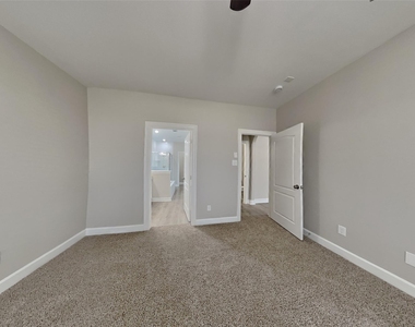 4718 Wild Bluebonnet Way - Photo Thumbnail 5