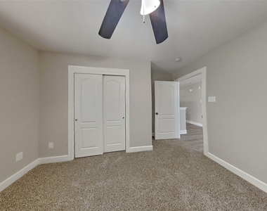 4718 Wild Bluebonnet Way - Photo Thumbnail 9