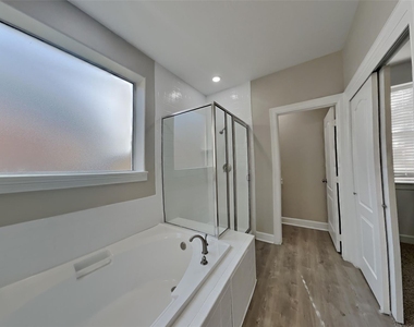 4718 Wild Bluebonnet Way - Photo Thumbnail 8