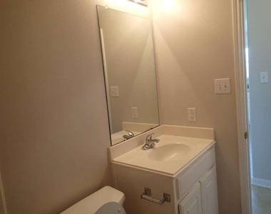 6906 Lost Timber Lane - Photo Thumbnail 13