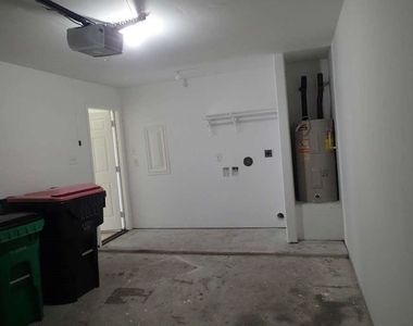 6906 Lost Timber Lane - Photo Thumbnail 16