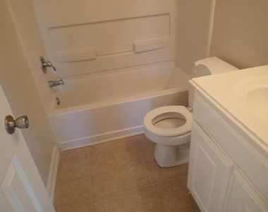 6906 Lost Timber Lane - Photo Thumbnail 14