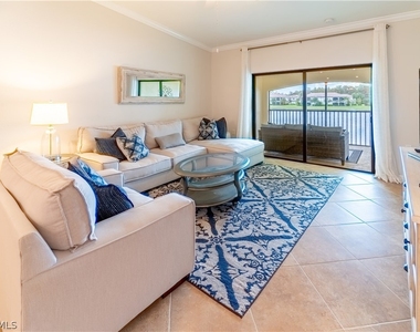 9521 Avellino Way - Photo Thumbnail 16
