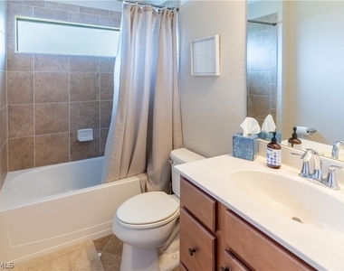 9521 Avellino Way - Photo Thumbnail 10