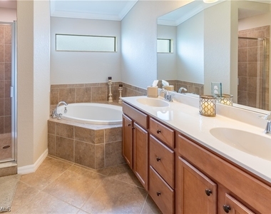 9521 Avellino Way - Photo Thumbnail 22