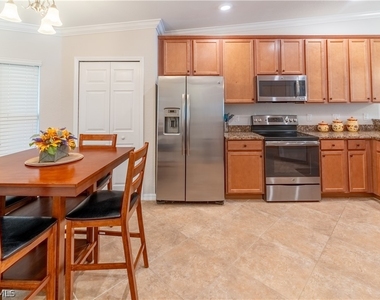 9521 Avellino Way - Photo Thumbnail 3