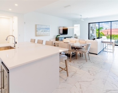 1125 Central Avenue - Photo Thumbnail 10