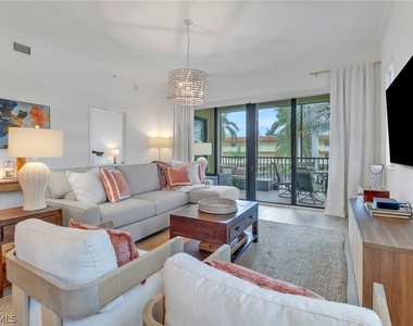 985 Sandpiper Street - Photo Thumbnail 5