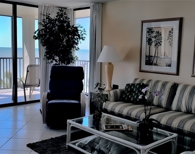 10475 Gulf Shore Drive - Photo Thumbnail 6