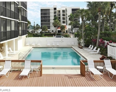10475 Gulf Shore Drive - Photo Thumbnail 36