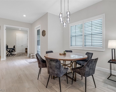 9032 Saint Lucia Drive - Photo Thumbnail 4