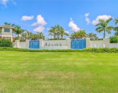 9032 Saint Lucia Drive - Photo Thumbnail 16