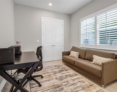 9032 Saint Lucia Drive - Photo Thumbnail 13