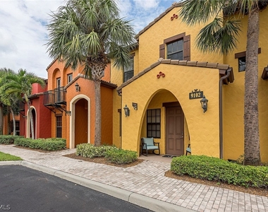 9102 Capistrano Street S - Photo Thumbnail 2