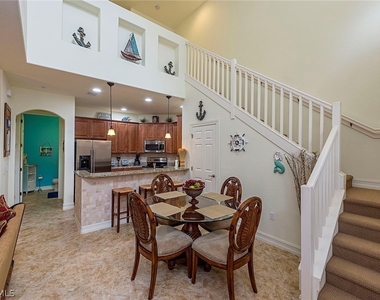 9102 Capistrano Street S - Photo Thumbnail 4