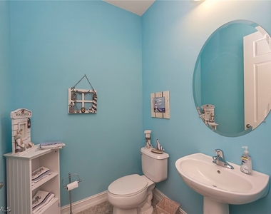 9102 Capistrano Street S - Photo Thumbnail 6