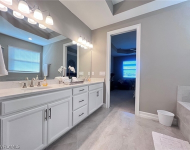 14715 Kelson Circle - Photo Thumbnail 9