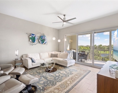 7687 Pebble Creek Circle - Photo Thumbnail 13