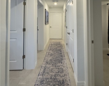 5704 Melbourne Court - Photo Thumbnail 33