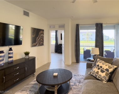 5704 Melbourne Court - Photo Thumbnail 5