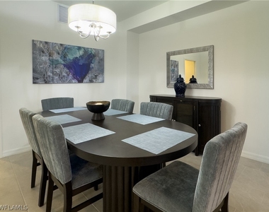 5704 Melbourne Court - Photo Thumbnail 6