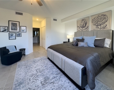 5704 Melbourne Court - Photo Thumbnail 14