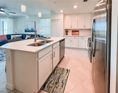 5807 Double Eagle Circle - Photo Thumbnail 10