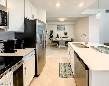 5807 Double Eagle Circle - Photo Thumbnail 9