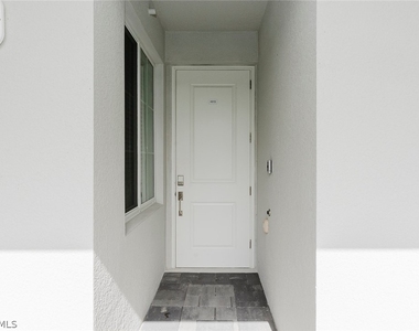 5807 Double Eagle Circle - Photo Thumbnail 8