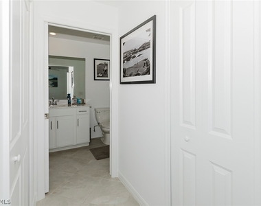 5807 Double Eagle Circle - Photo Thumbnail 13