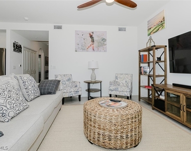 5807 Double Eagle Circle - Photo Thumbnail 4