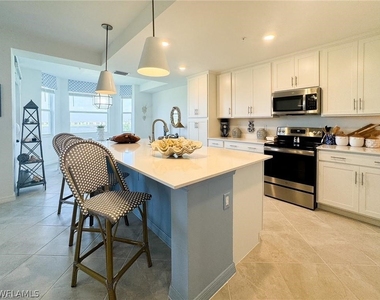 5651 Double Eagle Circle - Photo Thumbnail 8