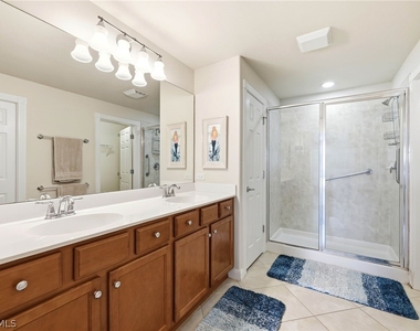 8664 Genova Court - Photo Thumbnail 17