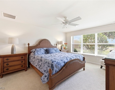 8664 Genova Court - Photo Thumbnail 10