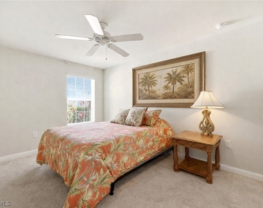 8664 Genova Court - Photo Thumbnail 14