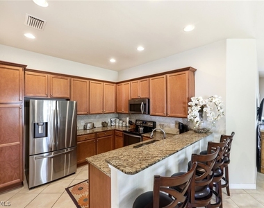 8664 Genova Court - Photo Thumbnail 3