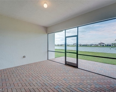 5114 Penella Avenue - Photo Thumbnail 40