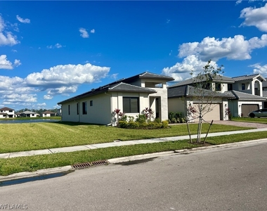 5114 Penella Avenue - Photo Thumbnail 28